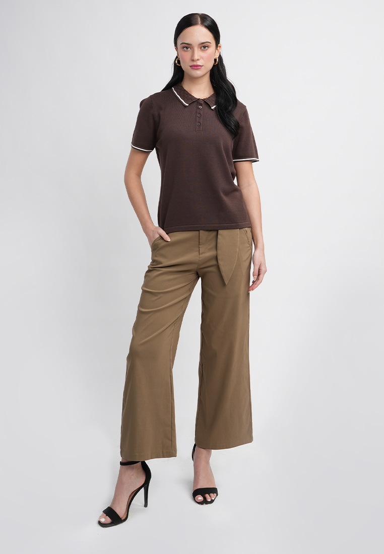 Rynleigh Knitted Top with Textured Collar and Contrast Line