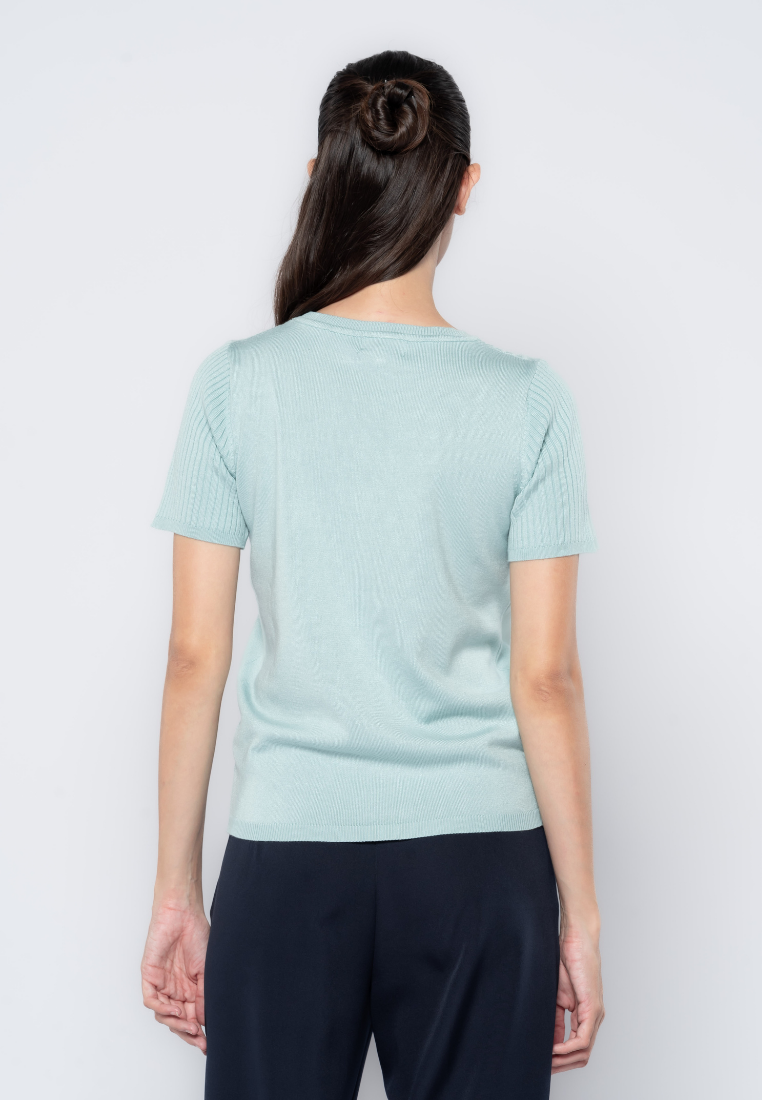 Plain Textured Knit Top