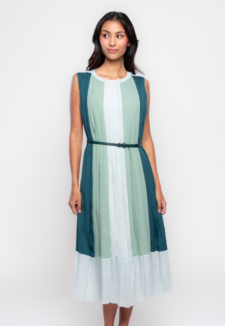 Apple & Eve Rosalee Color Blocking Pleated Dress with Adjustable Belt Apple and Eve Apple & Eve Rosalee Color Blocking Pleated Dress with Adjustable Belt Apple and Eve