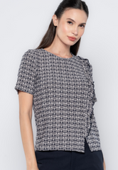 Textured Ruffled Knit Top