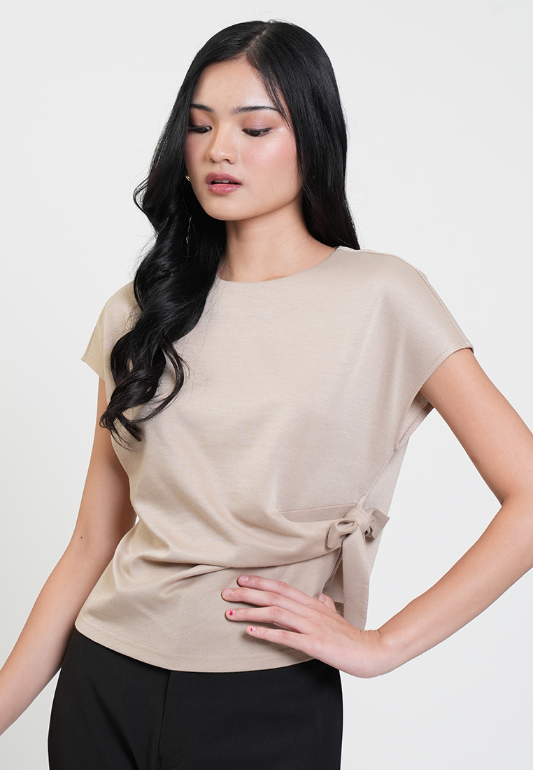 Delilah Asymmetric Side-Knot Top