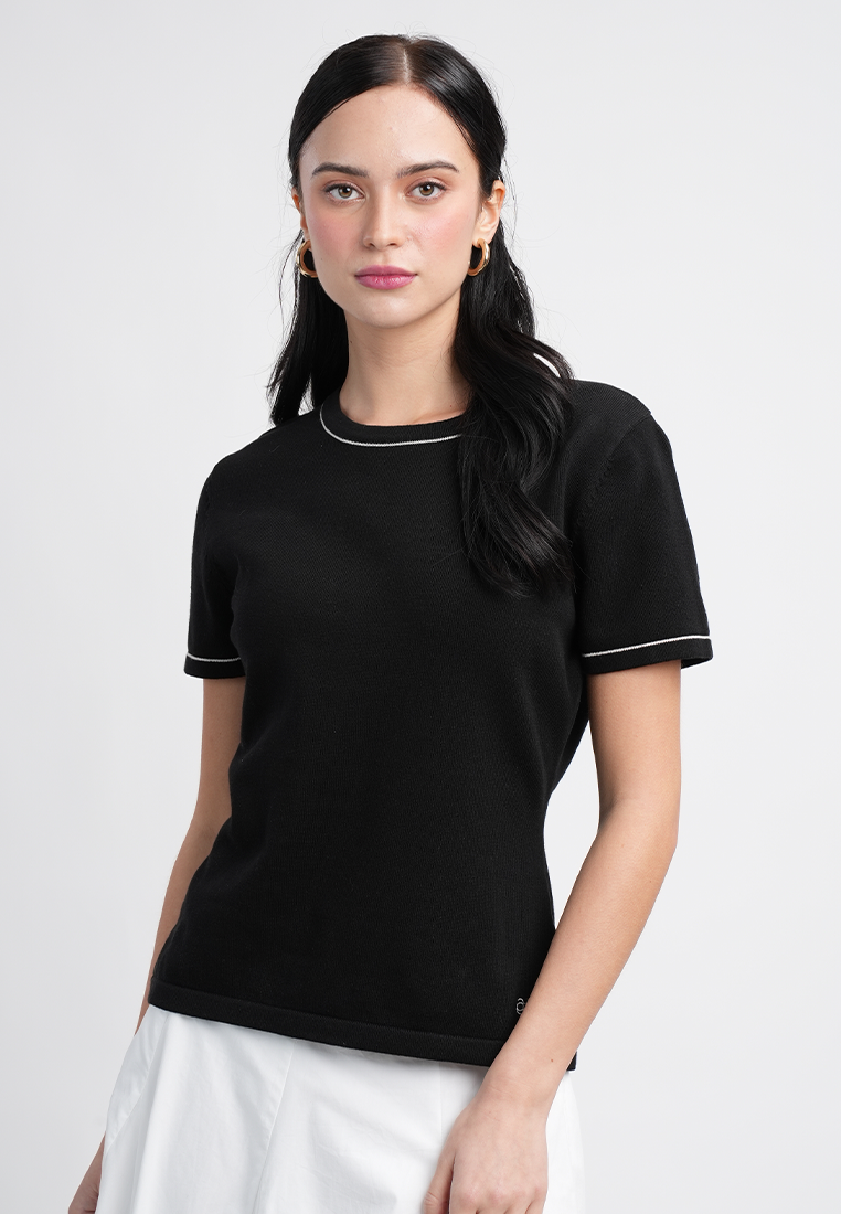 Gianna Classic Knit Top With Contrast Trim Crewneck