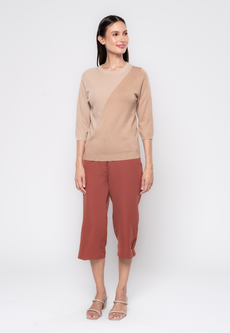 Brielle Two Tone Contrast 3/4 Knit Top