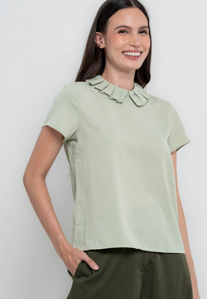 Fely Pleated Collar Plain Blouse