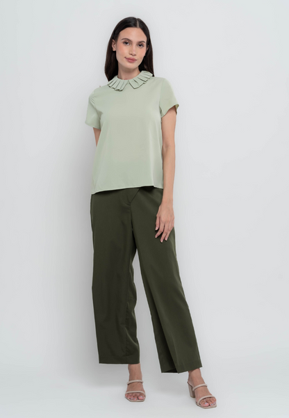 Fely Pleated Collar Plain Blouse