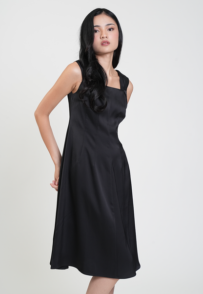 Genevieve Sleeveless Square-Neck Dress