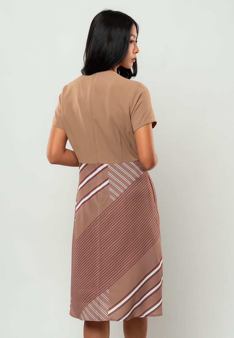 Czari Modern Elegance Button-Front A-Line Dress