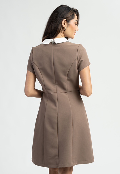 Ayla Short Sleeves Contrast Collar A-Line Midi Dress
