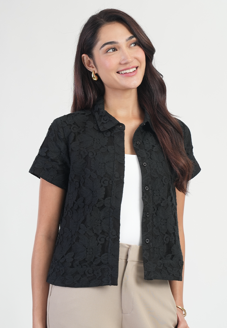 Celestia Pointed Collar Floral Lace Top