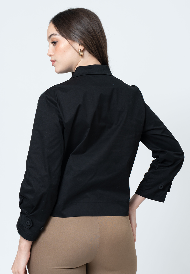 Aislinn Boxy Jacket with Front Pockets and Zip Up Opening
