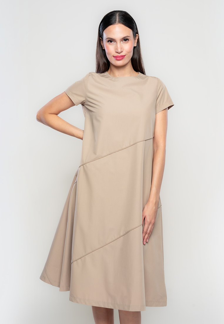 Apple & Eve Deon Maxi Dress with Asymmetrical Piping Details