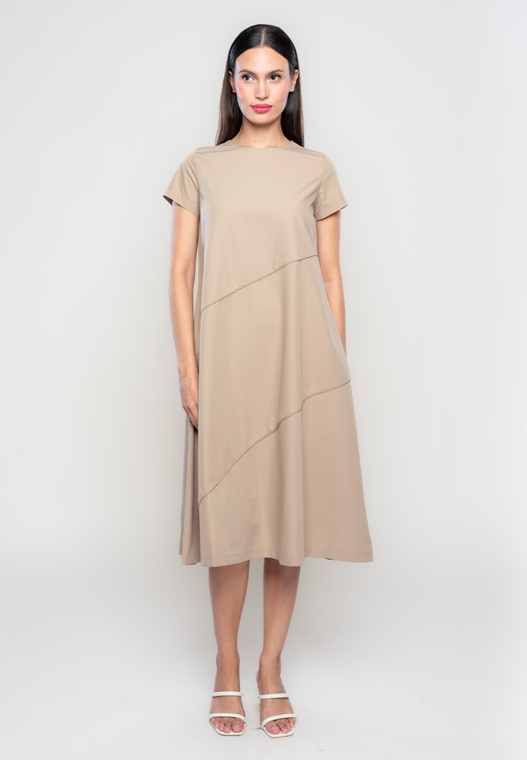 Apple & Eve Deon Maxi Dress with Asymmetrical Piping Details