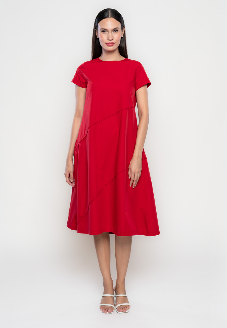 Deon Maxi Dress with Diagonal Piping Details – Apple and Eve