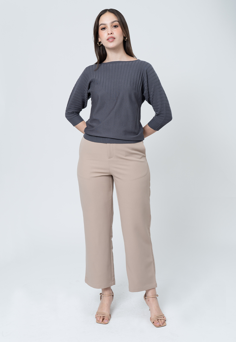 Moriah Knit Top with 3/4 Sleeves and Ribbing Details