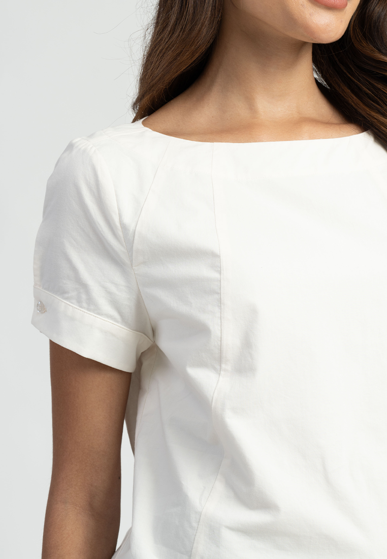 Selah Short Sleeves Boat Neck Top