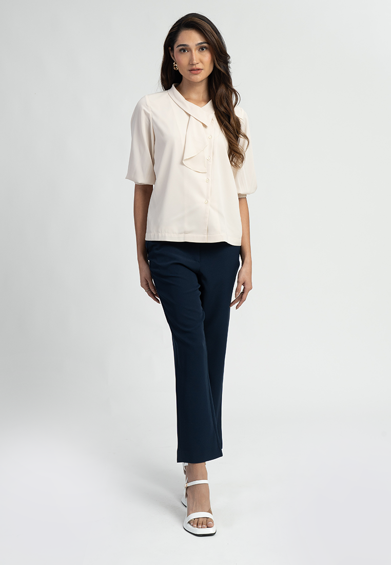 Vaela Contemporary Pussen Bow Short Sleeve Blouse