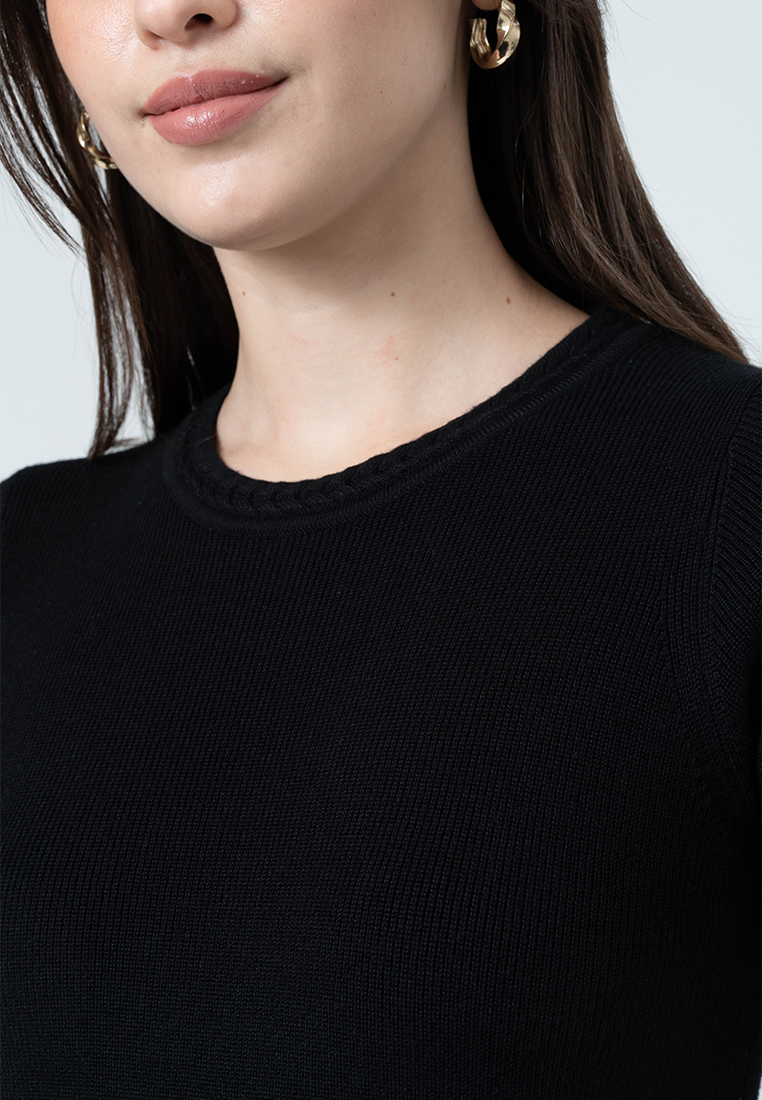 Fallon Braided Collar Knitted Textured Top