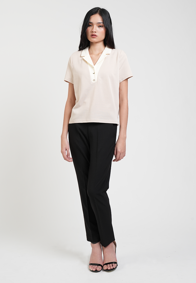 Vesper Button Placket Contrast-Collar Top