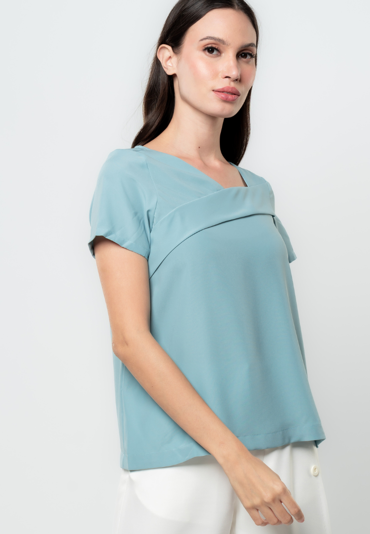 Kyla Front Pleat Top