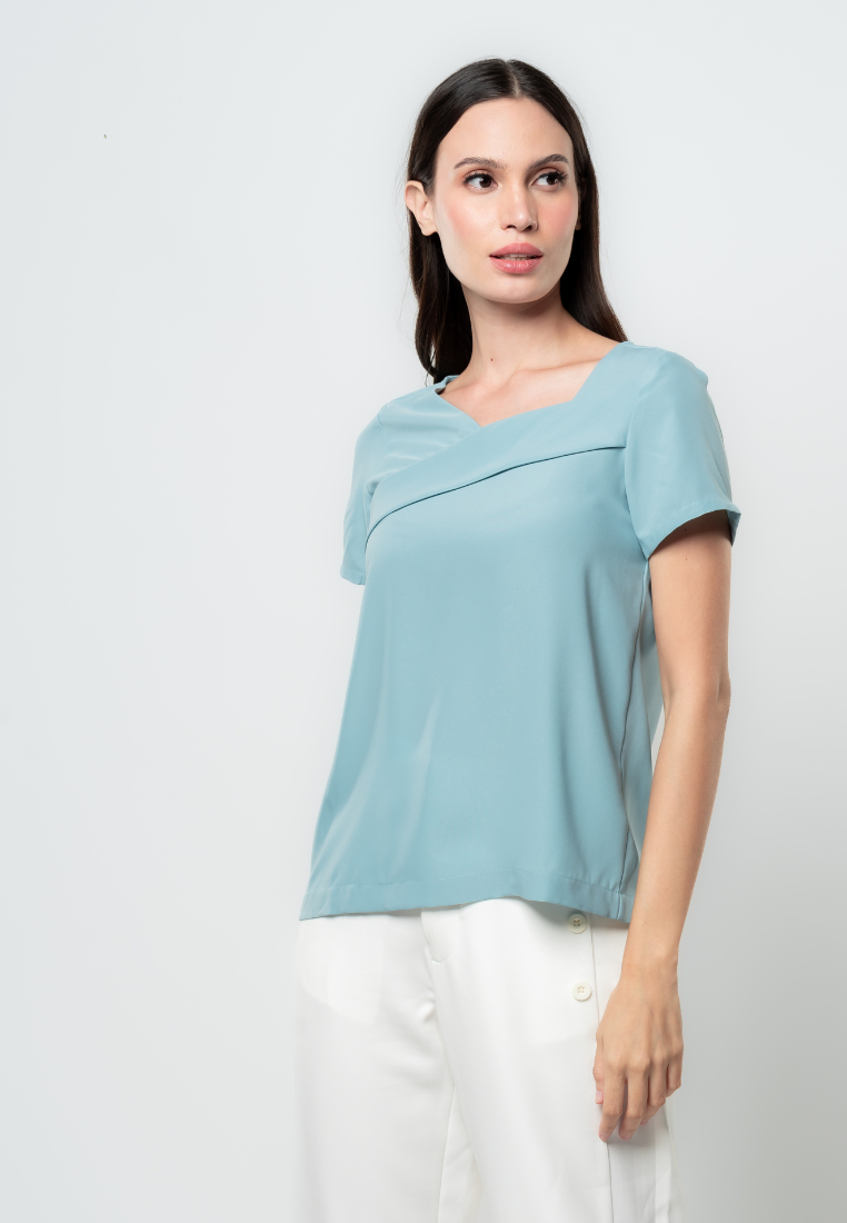 Kyla Front Pleat Top