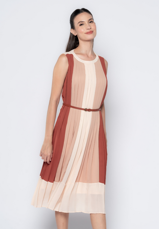 Tri Color Pleated Trapeze Dress