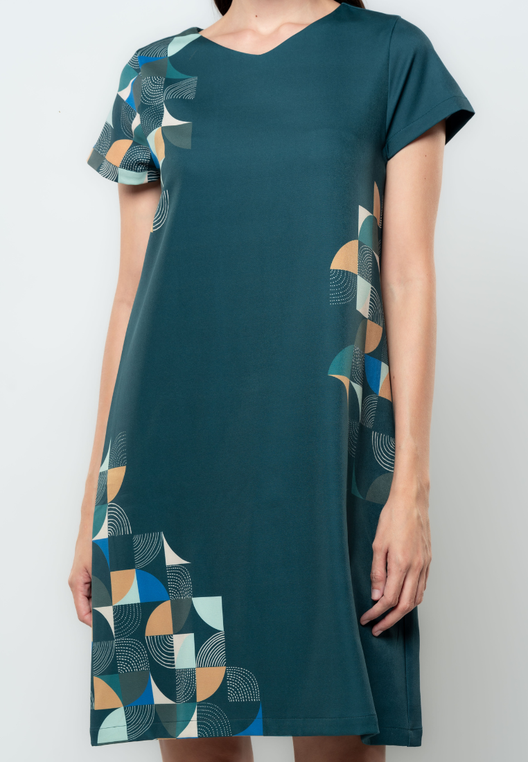 Shelly Abstract Graphic Shift Dress