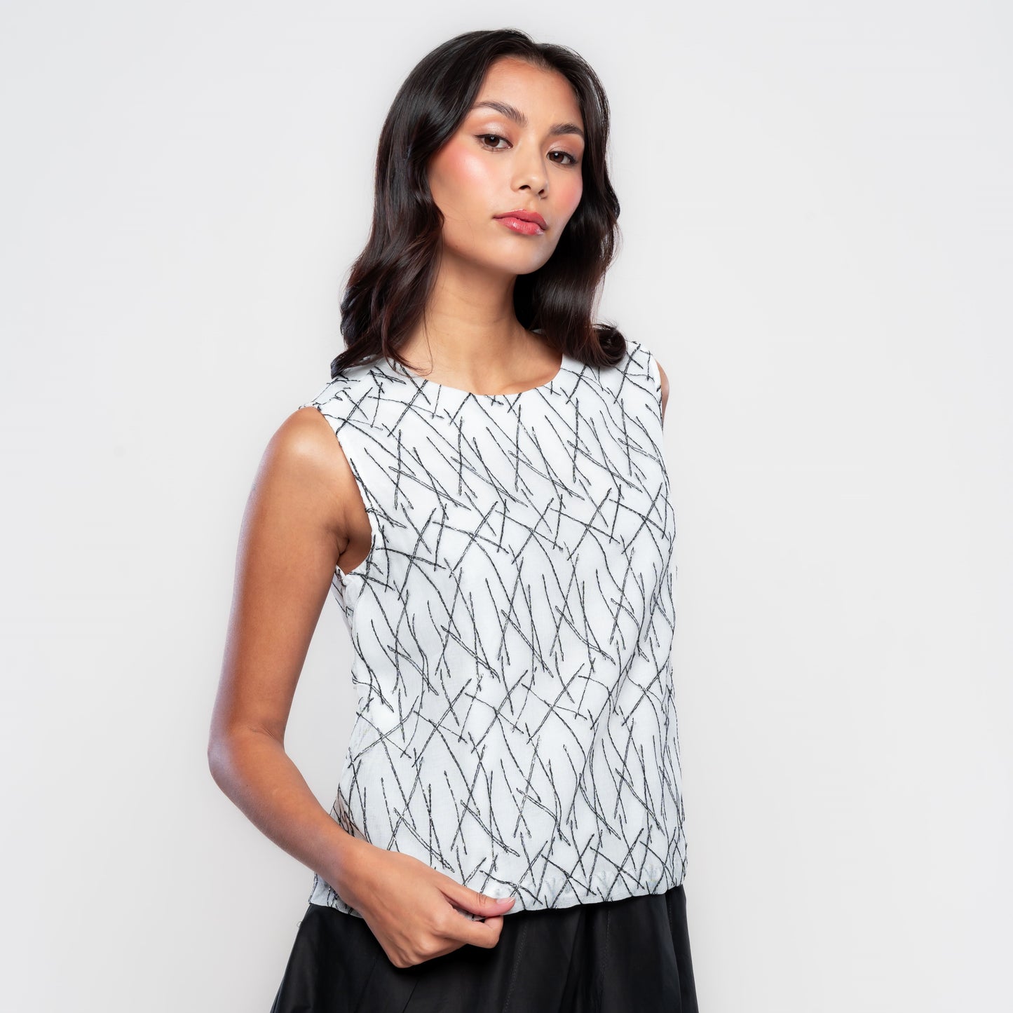 Apple & Eve Dawson Geometric Textured Lurex Sleeveless Top