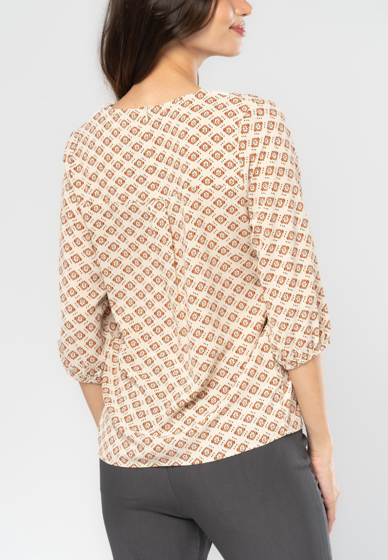 Printed 3/4 Blouse with Lace Collar